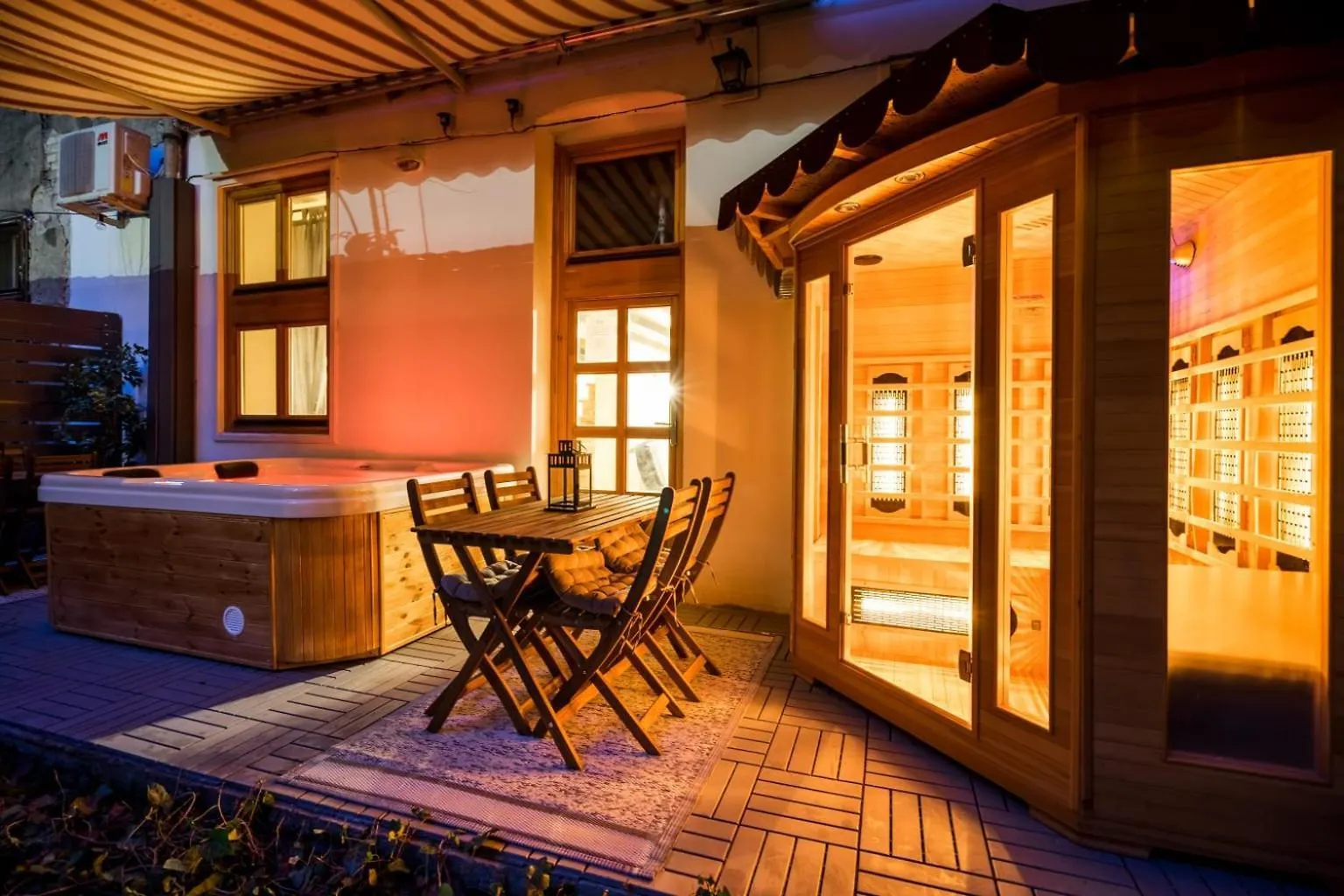 Apartment Wellness Wonderland Garden, Sauna, Jacuzzi In Cbd Budapest
