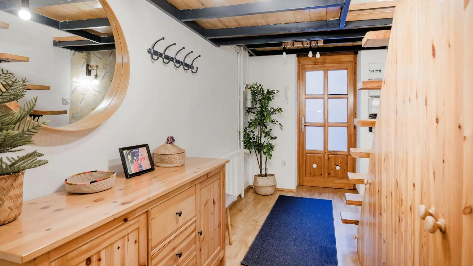 Wellness Wonderland Garden, Sauna, Jacuzzi In Cbd Budapest Apartment