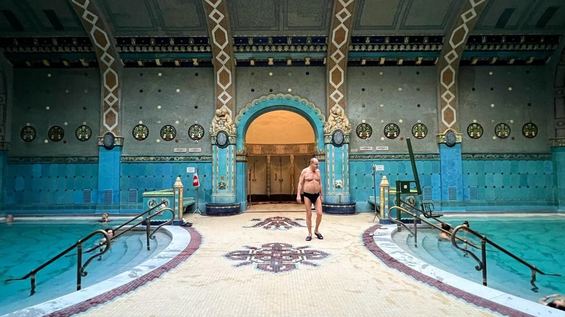Apartment Wellness Wonderland Garden, Sauna, Jacuzzi In Cbd Budapest